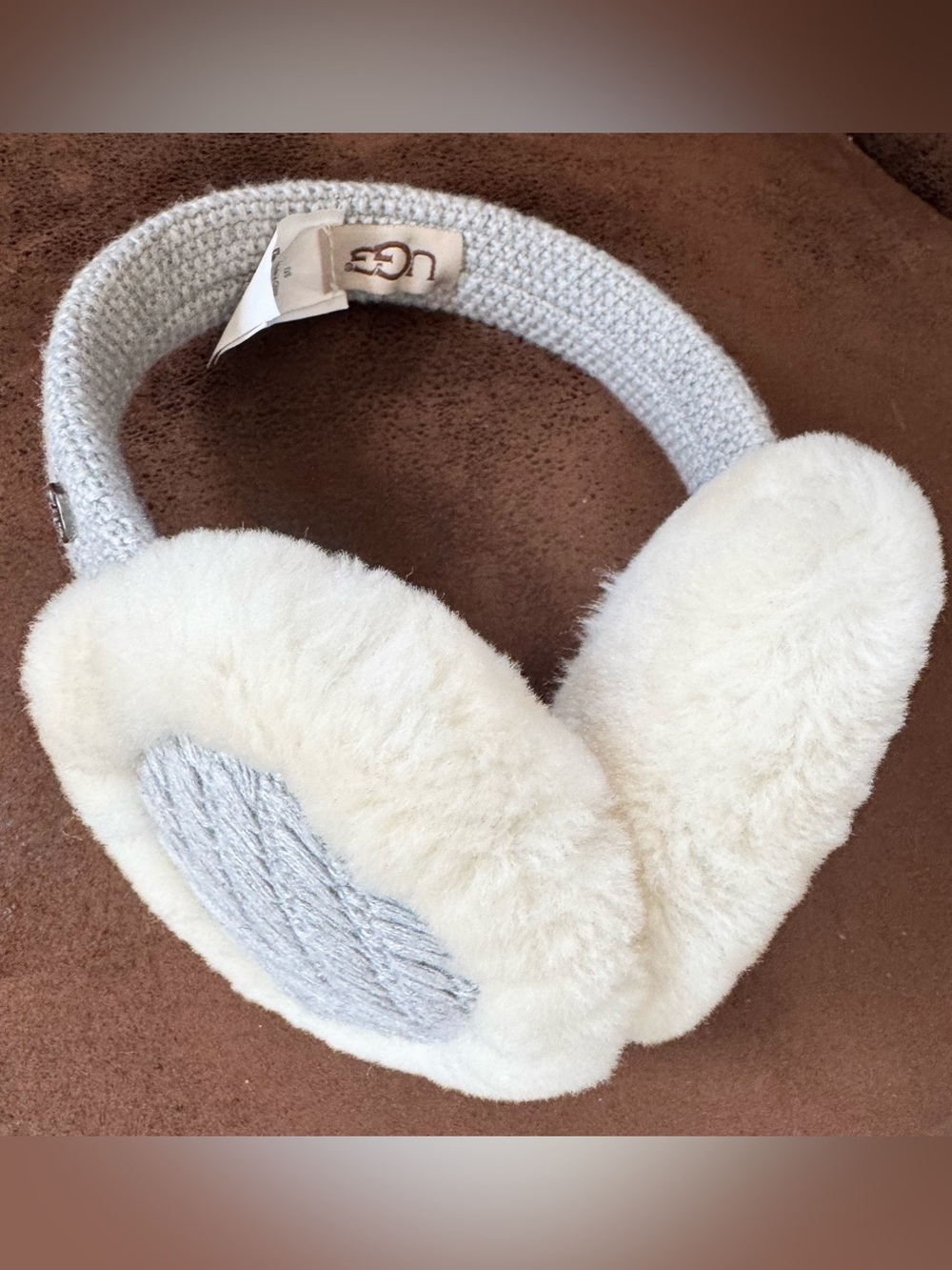 UGG Gray Cable Knit Cream Plush Earmuffs with Audio Port